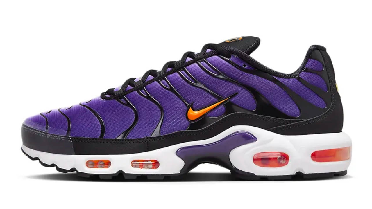 The Most Popular Sneakers on The Sole Supplier Marketplace This Week