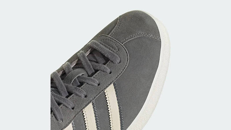 adidas Gazelle 85 Grey White toe area