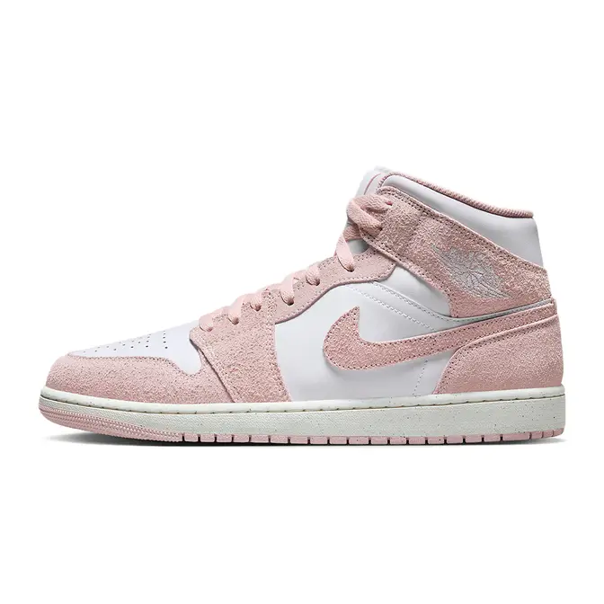 Pink suede jordan 1 on sale