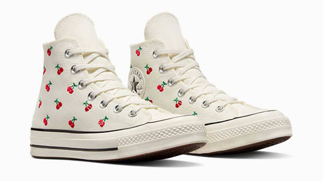 Converse Chuck 70 Cherries Egret Front
