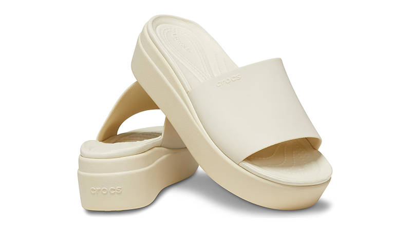 Crocs Brooklyn Slide Bone 208728-2Y2 Front