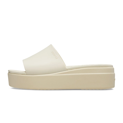 Keep those little feet extra cozy in the Classic Lined Clog from Crocs® Kids 208728-2Y2