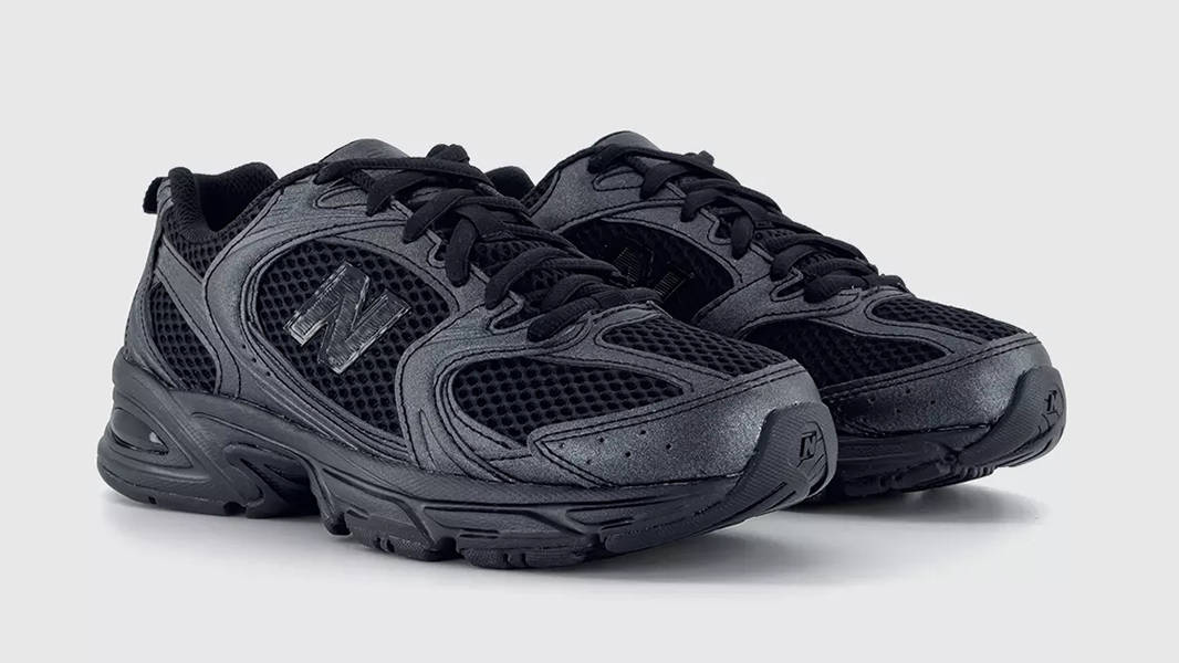 New Balance 530 Black Side