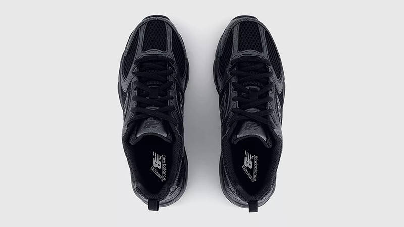 New Balance 530 Black Top
