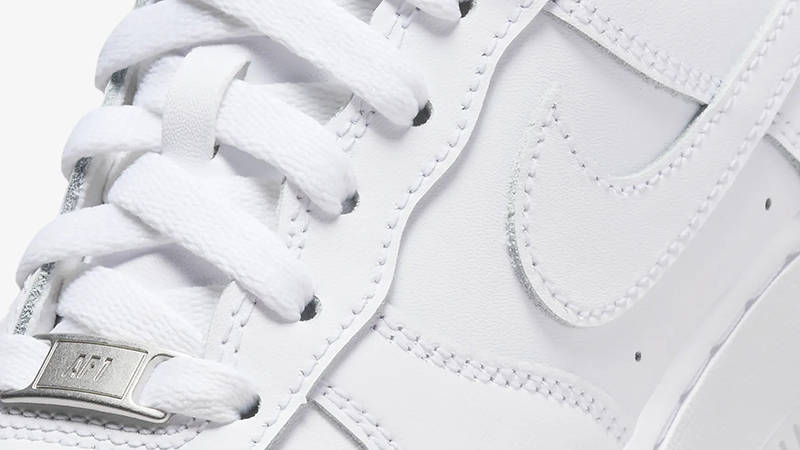 Nike Air Force 1 LE Low GS Triple White FV5951-111 Detail