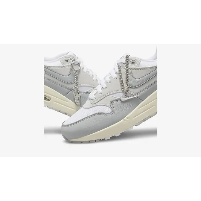 Nike pink lebron x sneakers 87 Pure Platinum Sail Grey side