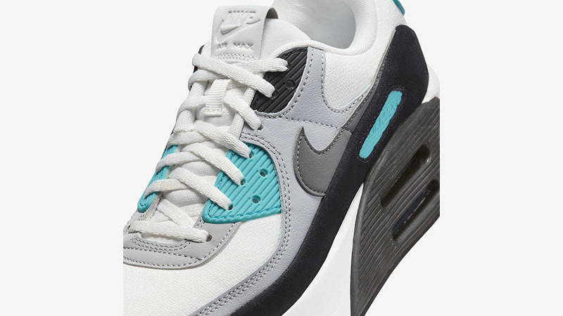 Nike Air Max 90 LV8 White Laser Blue tongue