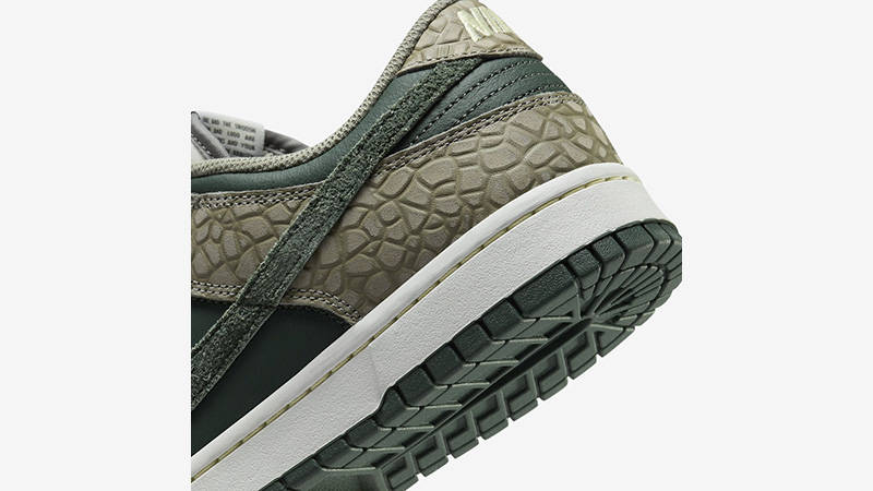 Nike Dunk Low Premium “Urban Landscape 2 Dark Stucco heel
