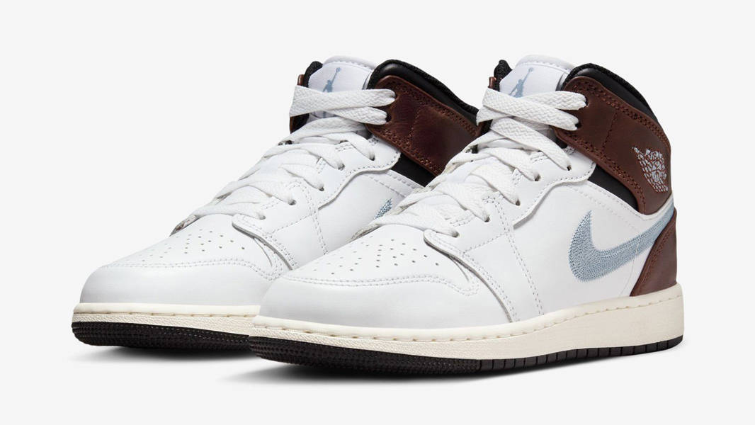 Air Jordan 1 Mid SE GS White Blue Grey Front