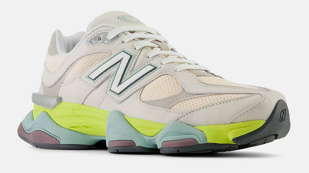 New Balance 9060 Moonbeam Vintage Rose U9060GCB Side