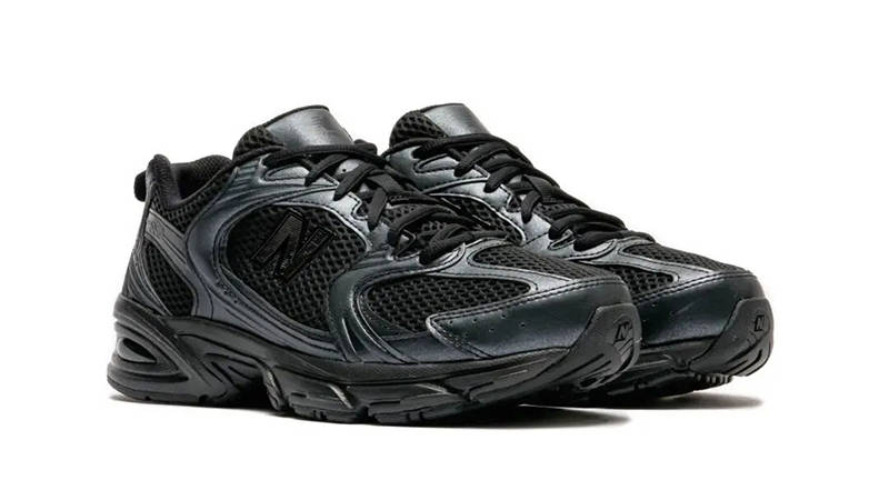 New Balance MR530 Black front