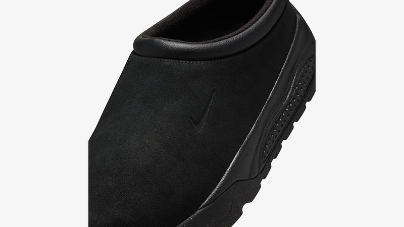 Nike ACG Rufus Triple Black side