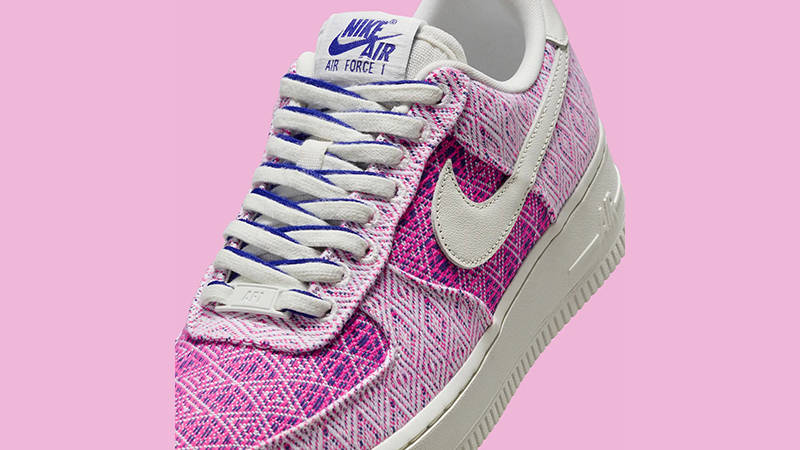 Nike Air Force 1 Low Pink Tapestry side