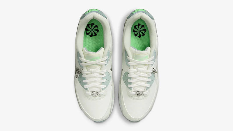 Nike Air Max 90 Next Nature Molten Metal Silver FN6948-100 Top