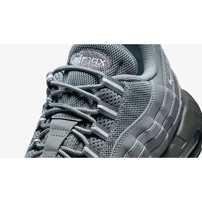 Nike Heritage Print Dark Grey Black Grey Black HF0121-001 Detail 2
