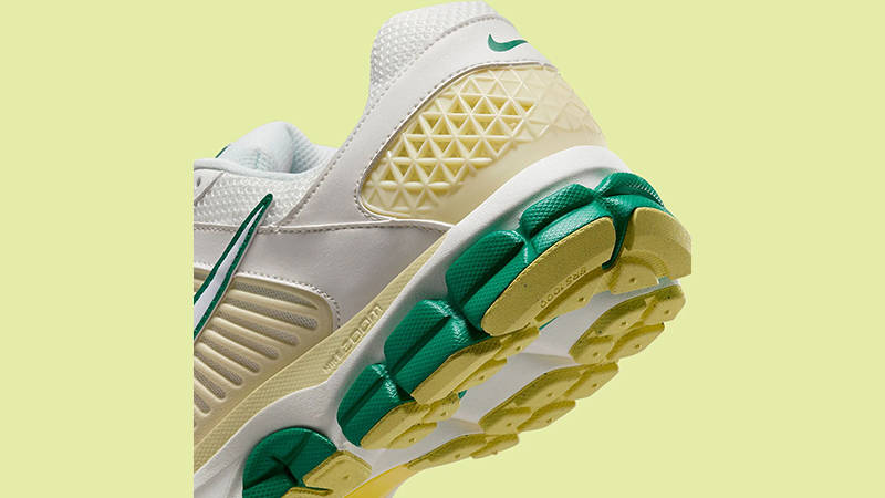 Nike Zoom Vomero 5 Malachite Alabaster heel