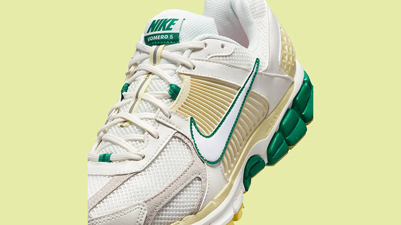 Nike Zoom Vomero 5 Malachite Alabaster side