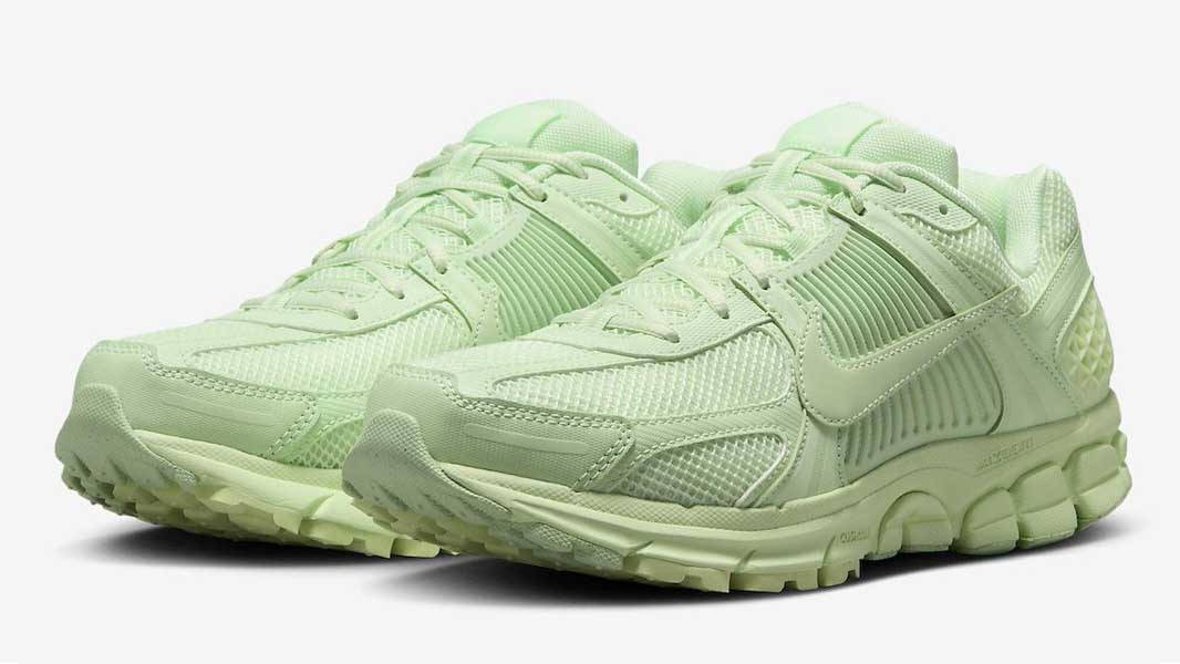 Nike Zoom Vomero 5 Vapor Green Front