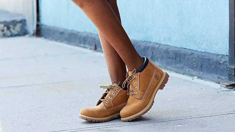 Women's nellie store chukka timberlands