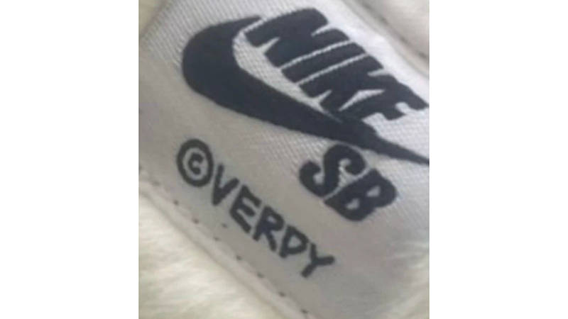 Verdy x Nike SB Dunk Low Vick FN6039-100 Detail
