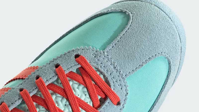 adidas SL 72 Semi Flash Aqua Red Closeup