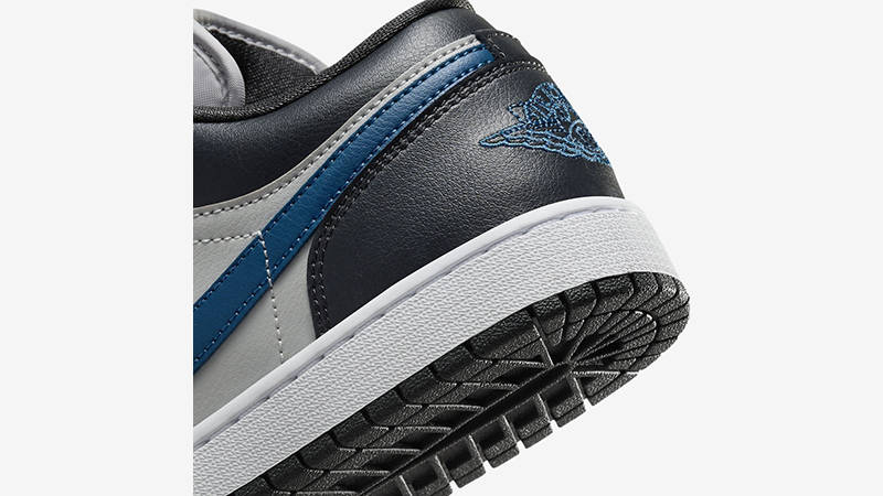 Air Jordan 1 Low Anthracite Industrial Blue heel