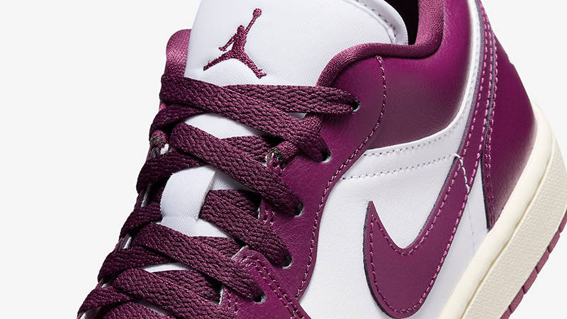 Air Jordan 1 Low Fireberry DC0774-161 Detail