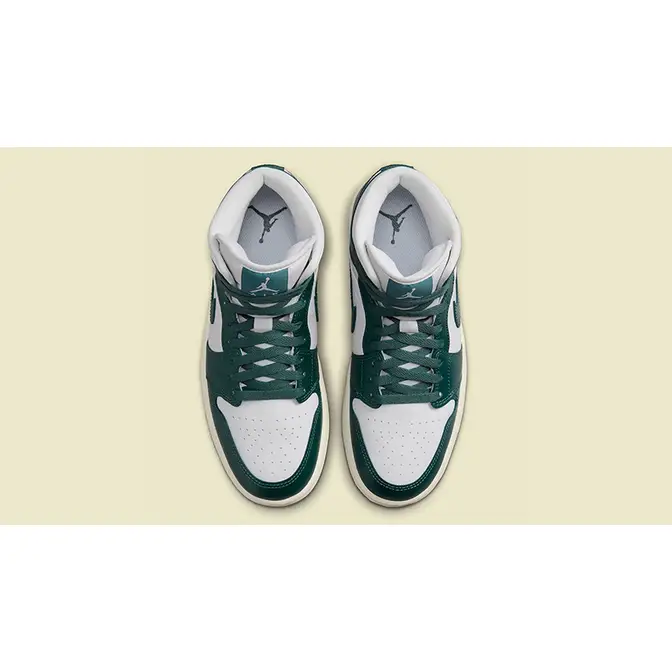 Air Jordan 1 Mid Green Sail middle