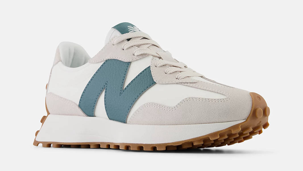 New Balance 327 Moonbeam New Spruce WS327GA Side