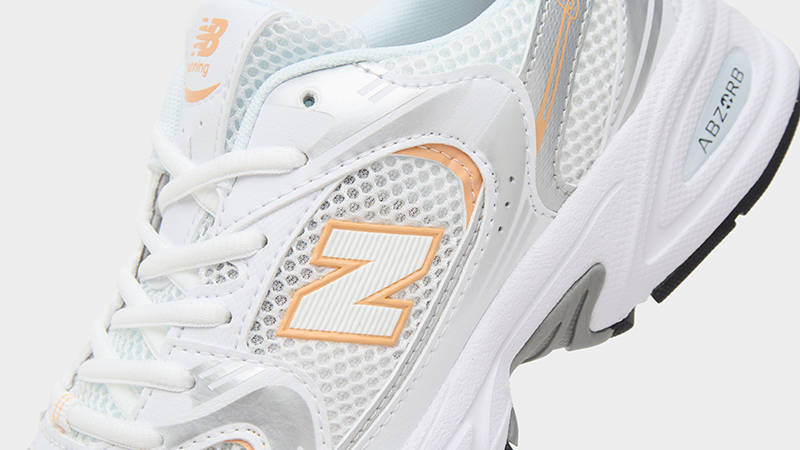 New Balance 530 GS Silver Peach Detail