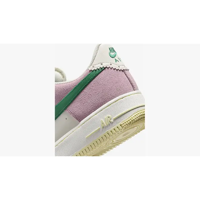 Nike Nike nike blazer low leather croc white black release date info Martian Sunrise Low Soft Pink heel