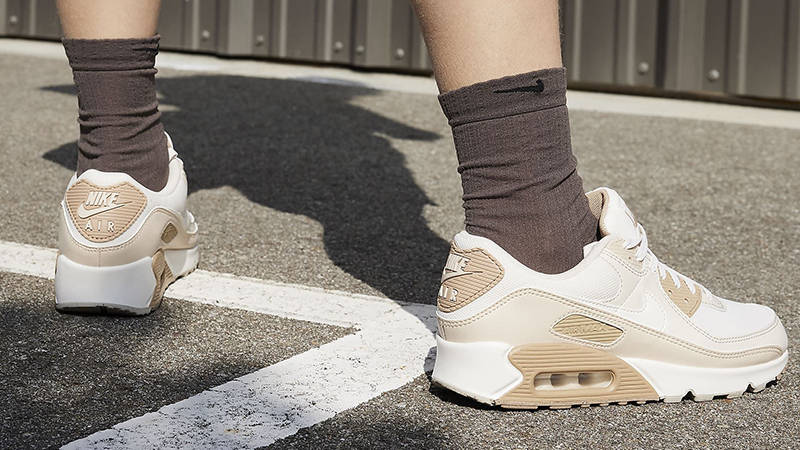 air max 90 sand drift