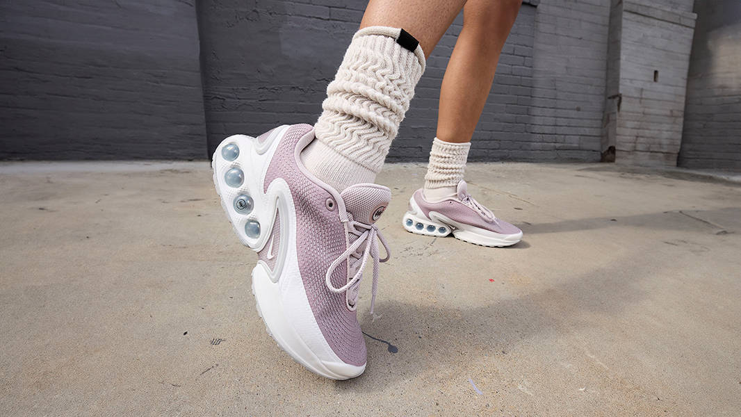 ナイキ エアマックス Dn ウィメンズ FJ3145-004 パープル26cm セール】ナイキ エア マックス Dn ウィメンズシューズ / Nike