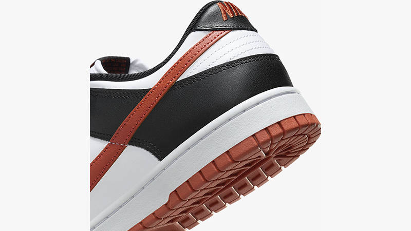 Nike Dunk Low Dragon Red heel