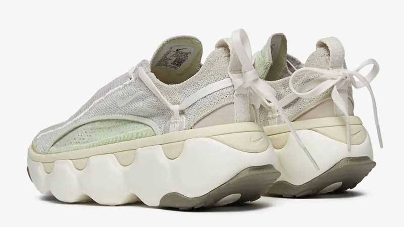 Nike Flyknit Bloom Light Bone Back