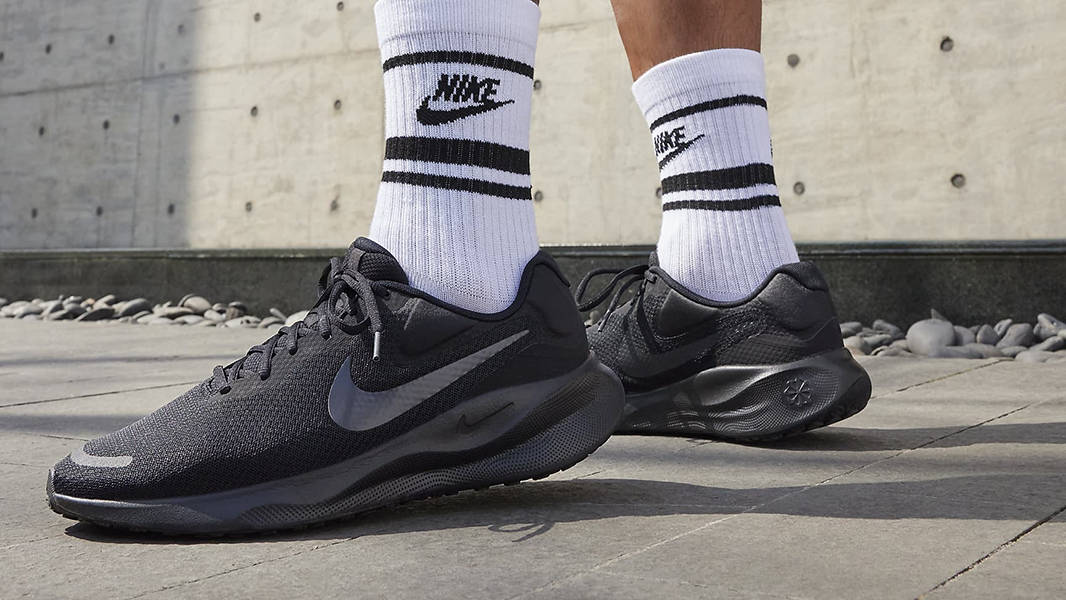 Nike Revolution 7 Black Off-Noir FB2207-005 on feet
