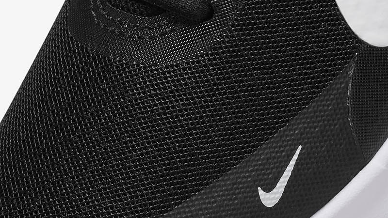 Nike Revolution 7 GS Black White FB7689-003 Detail