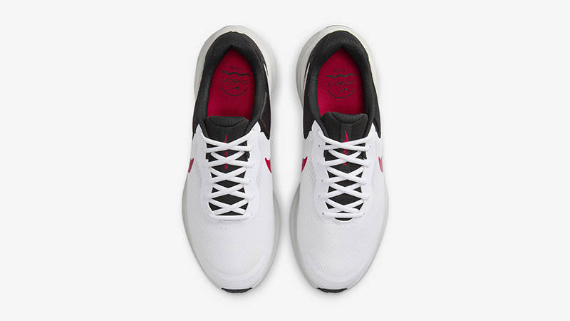 nike revolution fire