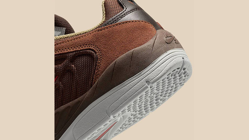 Nike SB Vertebrae Bison fd4691-200 heel