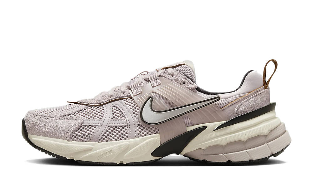 nike sportswear runner sneaker low pale ivory