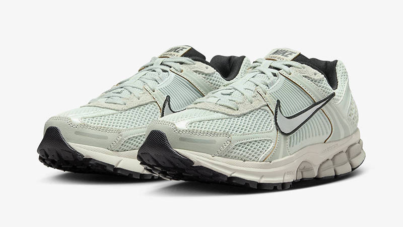 Nike Zoom Vomero 5 Light Silver front