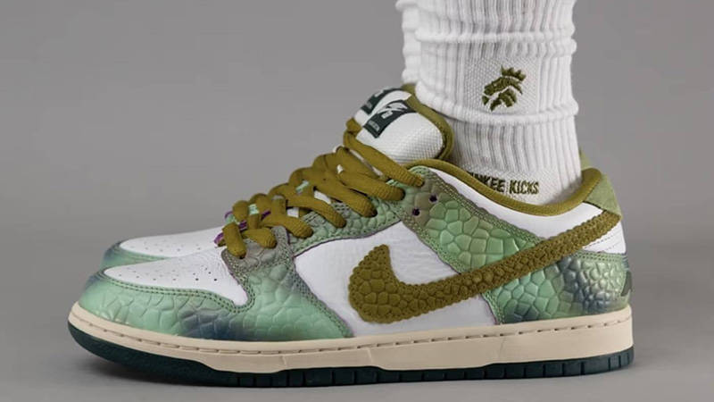 Alexis Sablone x Nike SB Dunk Low 