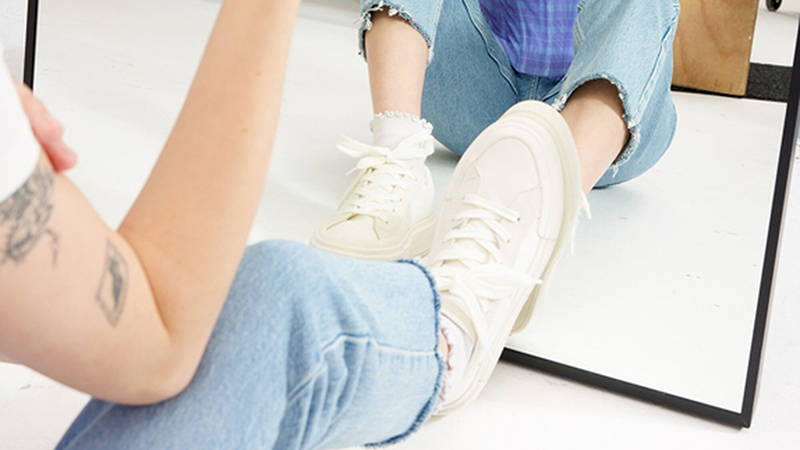 Converse Chuck Taylor All Star Cruise Egret on foot mirror
