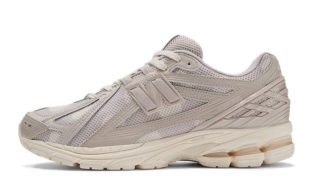 New Balance 1906R Polka Dot Moonrock Linen