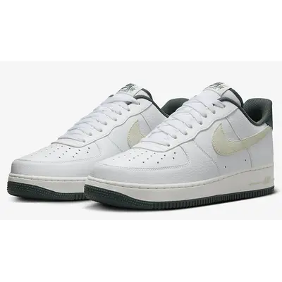 Nike Air Force 1 07 LV8 White Sea Grass front