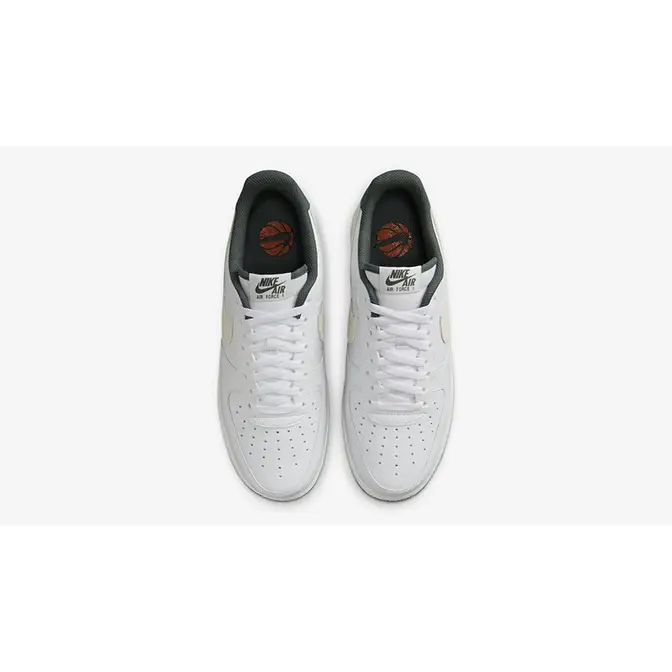 Nike Air Force 1 07 LV8 White Sea Grass middle