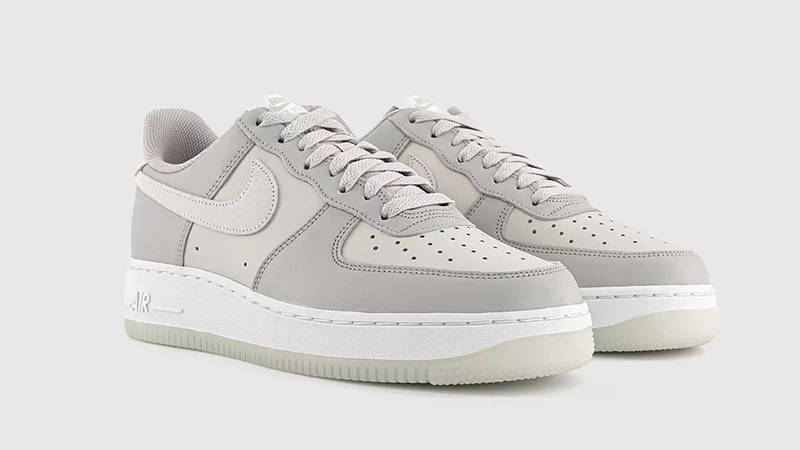 Nike Air Force 1 Low'07 LV8 Light Bone front