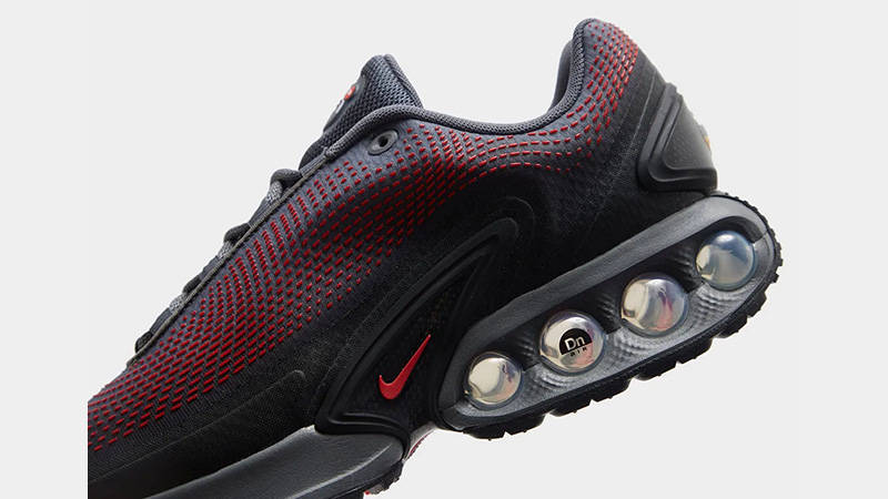 Nike Air Max Dn BlackUniversity Red side