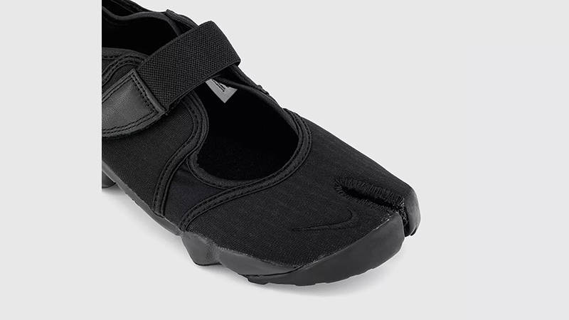 Nike Air Rift Black toe