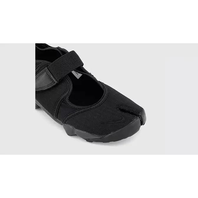 Nike Air Rift Black toe